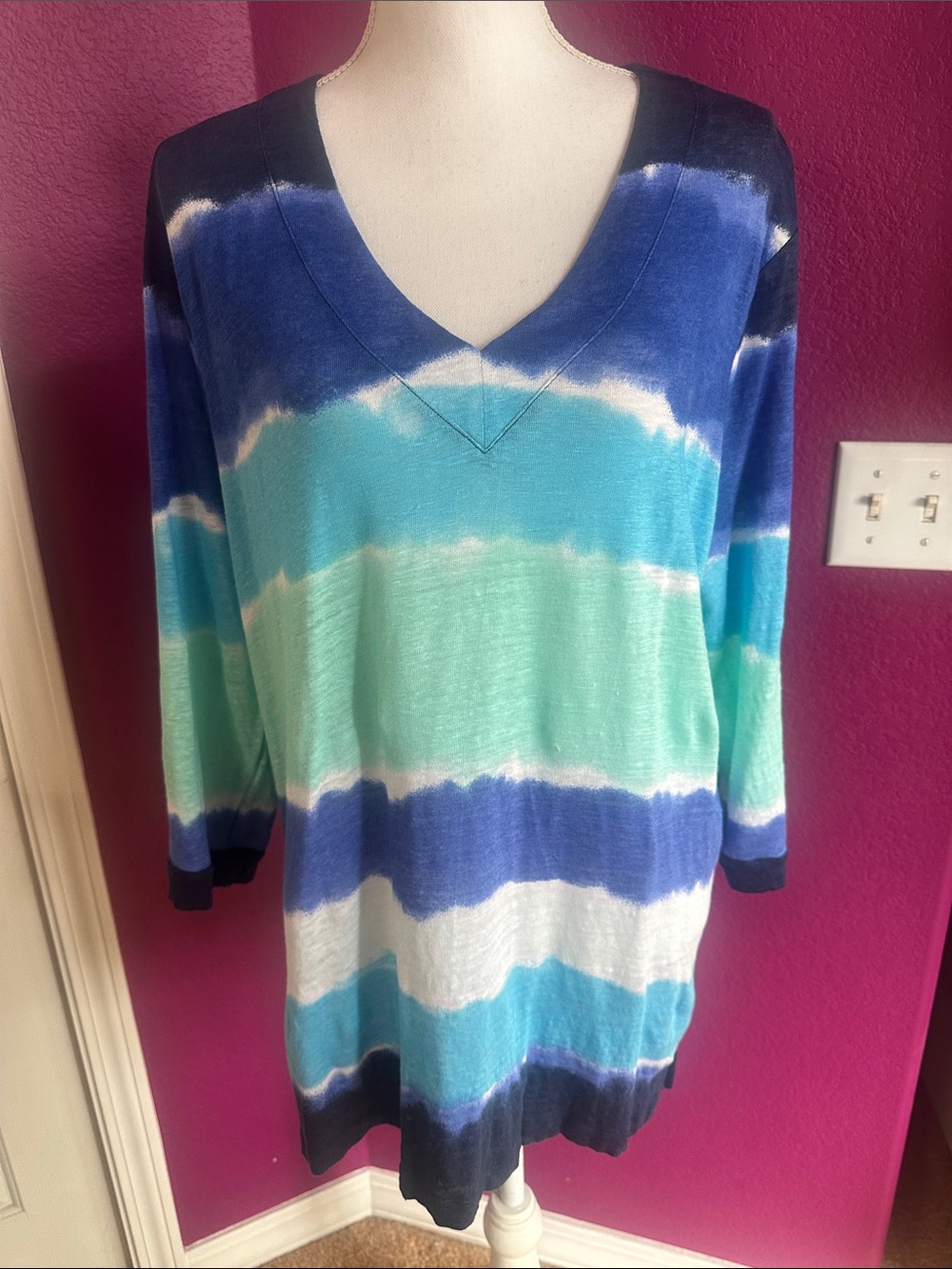 Chico's Navy V-Neck Knit Top with Blue & Aqua Accents
